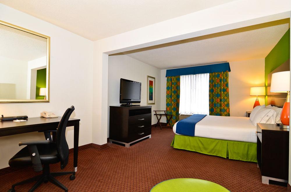Holiday Inn Express Atlanta - Northeast I-85 - Clairmont Road By Ihg Экстерьер фото